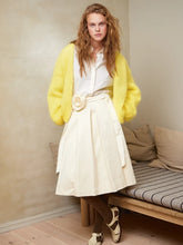 Load image into Gallery viewer, Single pattern / 2402 Ballerina Chunky Mohair / Nr. 1  FACILE CARDIGAN