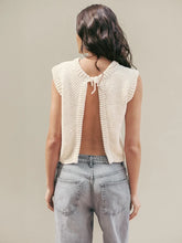 Load image into Gallery viewer, Sandnes Single Pattern / 2504 Summer Knits / No. 1  Rose Top