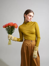 Load image into Gallery viewer, Rauma Garn Pattern Booklet 320 - Mittens