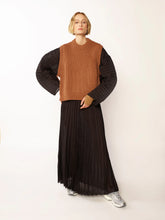 Load image into Gallery viewer, Rauma Garn Pattern Booklet 425