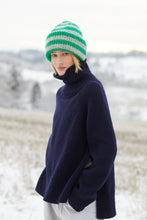 Load image into Gallery viewer, Rauma Garn Pattern Booklet 425