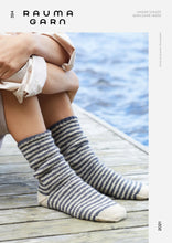 Load image into Gallery viewer, Rauma Garn Pattern Booklet Socks 394