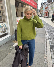 Load image into Gallery viewer, AMY SWEATER  Printed Pattern by PetiteKnit