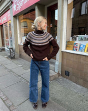 Load image into Gallery viewer, CELESTE SWEATER Printed Pattern by PetiteKnit