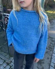 Load image into Gallery viewer, CLOUD SWEATER JUNIOR Printed Pattern by PetiteKnit
