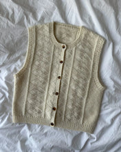 Load image into Gallery viewer, ESTHER VEST Printed Pattern by PetiteKnit