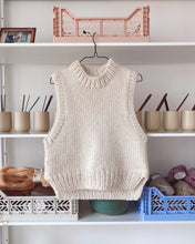Load image into Gallery viewer, HOLIDAY SLIPOVER Printed Pattern by PetiteKnit