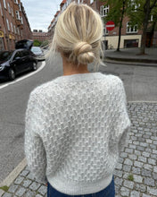 Load image into Gallery viewer, JENNY JACKET V-NECK Printed Pattern by PetiteKnit