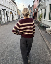 Load image into Gallery viewer, KEY CARDIGAN Printed Pattern by PetiteKnit