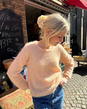 Load image into Gallery viewer, CUMULUS BLOUSE O-NECK Printed Pattern by PetiteKnit