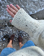Load image into Gallery viewer, LOUVRE SWEATER Printed Pattern by PetiteKnit