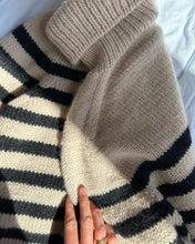 Load image into Gallery viewer, Lyon Sweater Chunky Edition Printed Pattern by PetiteKnit
