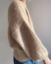 Load image into Gallery viewer, BALLOON SWEATER Printed Pattern by PetiteKnit