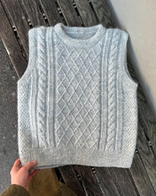 Load image into Gallery viewer, MOBY SLIPOVER Printed Pattern by PetiteKnit