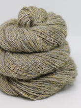Load image into Gallery viewer, APPLEDORE ARAN by John Arbon Textiles