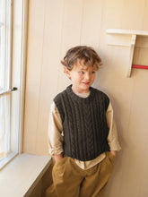 Load image into Gallery viewer, Sandnes Single pattern / 2501 Soft Knit for Kids / No. 3  CASPIAN SLIPOVER JUNIOR