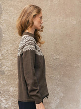 Load image into Gallery viewer, Marius Women's Sweater / Norwegian Icons Adult 2510 / No. 3 / Single Pattern by Sandnes Garn