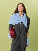 Load image into Gallery viewer, Sandnes Single Pattern / 2607 Cashmere / Nr. 3 Miu Pointelle Shawl