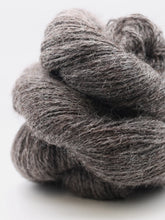 Load image into Gallery viewer, DEVON NATURALS 4ply by John Arbon Textiles