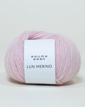 Load image into Gallery viewer, Rauma Garn LUN MERINO