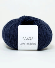 Load image into Gallery viewer, Rauma Garn LUN MERINO