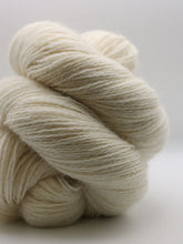 Load image into Gallery viewer, DEVON NATURALS 4ply by John Arbon Textiles