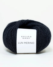 Load image into Gallery viewer, Rauma Garn LUN MERINO