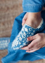 Load image into Gallery viewer, 52 Weeks of Easy Socks - Vol.II by Laine