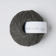 Load image into Gallery viewer, KNITTING FOR OLIVE MERINO - Clearance