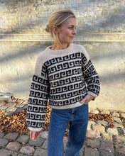 Load image into Gallery viewer, ATHENE SWEATER by PetiteKnit Printed Pattern