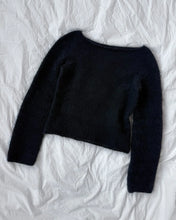 Load image into Gallery viewer, BEA BLOUSE Printed Pattern by PetiteKnit