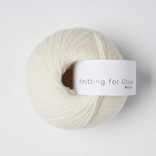 Load image into Gallery viewer, KNITTING FOR OLIVE MERINO - Clearance