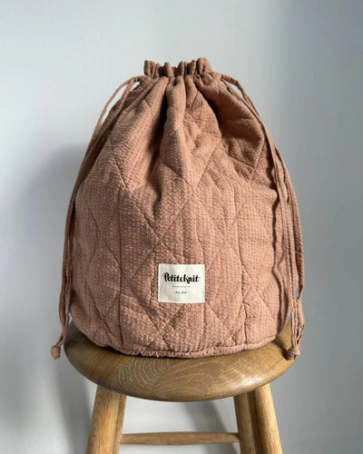 PETITEKNIT GET YOUR KNIT TOGETHER BAG GRAND - PRALINE SEERSUCKER