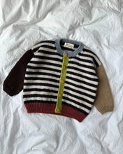 Load image into Gallery viewer, HOLGER CARDIGAN Pattern by PetiteKnit