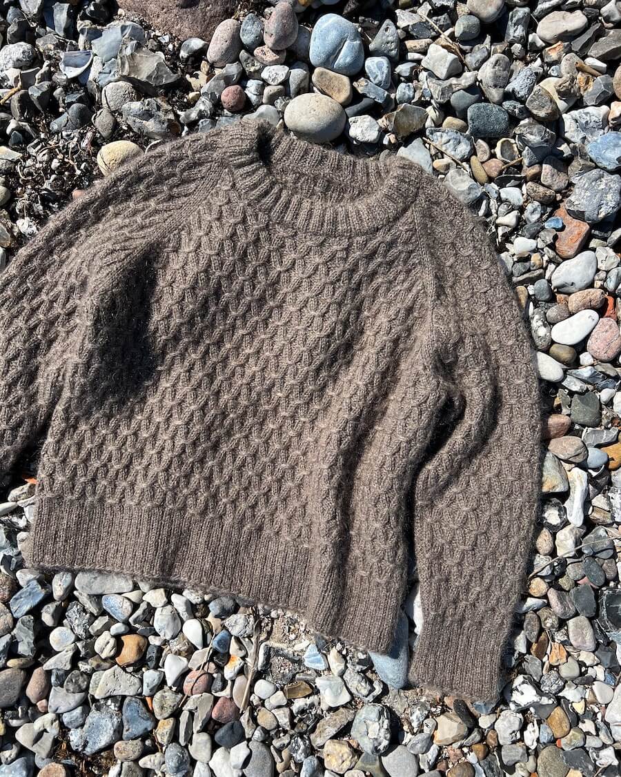 JENNY SWEATER Printed Pattern by PetiteKnit – KNiTT