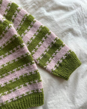 Load image into Gallery viewer, KEY CARDIGAN JUNIOR by PetiteKnit