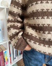 Load image into Gallery viewer, Key Sweater Junior Pattern by PetiteKnit