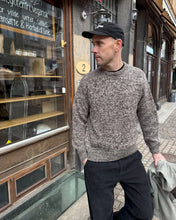 Load image into Gallery viewer, MELANGE SWEATER MAN Pattern by PetieKnit
