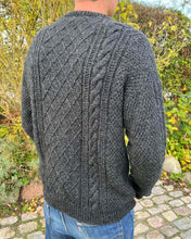 Load image into Gallery viewer, Moby Sweater Man by PetiteKnit