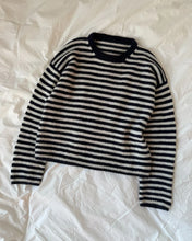 Load image into Gallery viewer, OLGA BLOUSE by PetiteKnit Printed Pattern