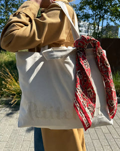 PetiteKnit Signature Shopper