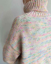 Load image into Gallery viewer, WEDNESDAY SWEATER Printed Pattern by PetiteKnit