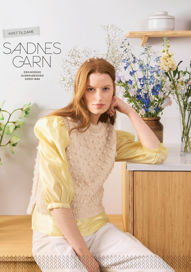 SANDNES 2102E/D SOFT KNIT FOR WOMEN ENGLISH/GERMAN ONLY AVAILABLE WITH MINIMUM OF 3 SKEINS OF ANY SANDNES YARN