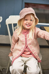 Collection / Theme 73  NORWEGIAN ICONS - CHILDREN ONLY AVAILABLE WITH MINIMUM OF 3 SKEINS OF ANY SANDNES YARN