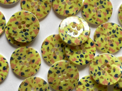 TGB Yellow Shell Buttons with Various Colour Speckles - 18mm (4733)