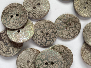 TGB Pearly & Matt Shell Buttons with Textured Finish - 22mm (4765)