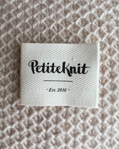 PetiteKnit "PETITEKNIT - EST. 2016" LABEL