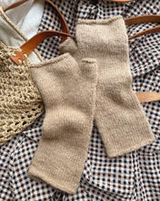 Load image into Gallery viewer, Penny Gloves Printed Pattern by PetiteKnit
